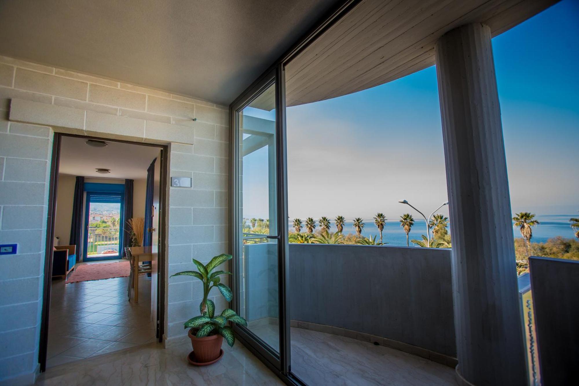 Residence Miljunka Сант'Агата-ди-Милите Экстерьер фото
